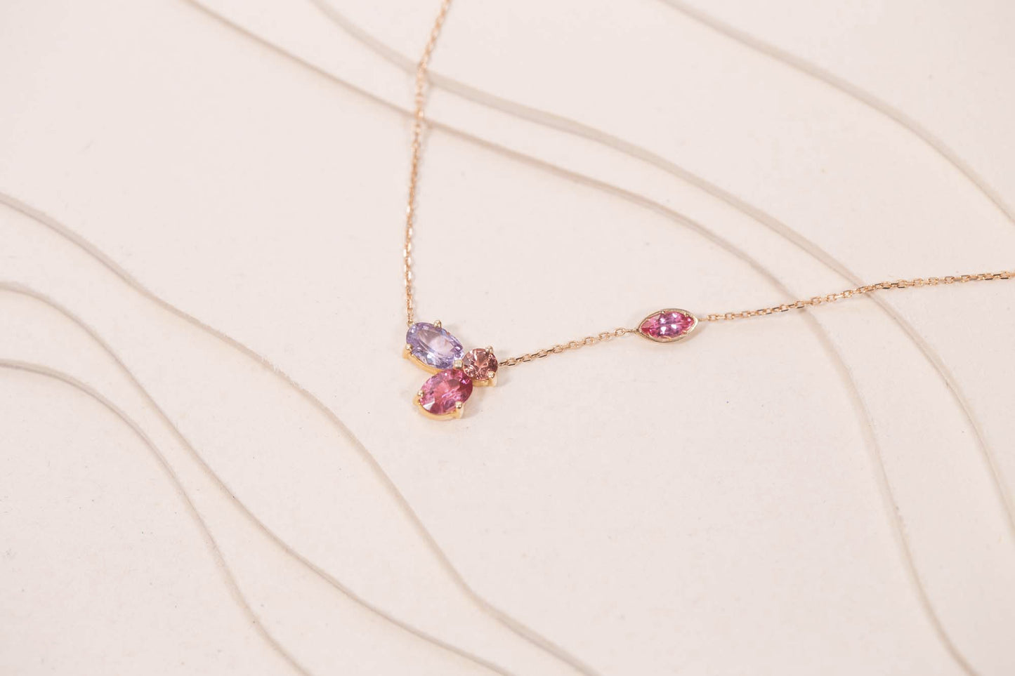 Collier Rivière Spinelle