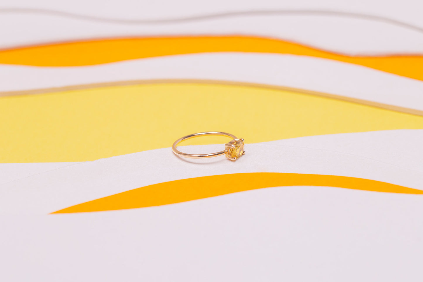 Bague Monolithe Saphir Jaune Horizontal